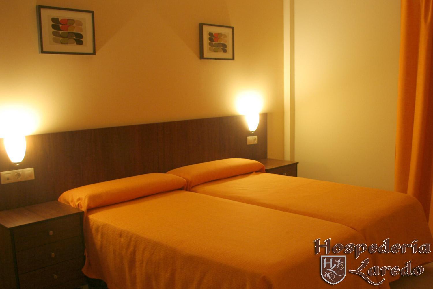 Hospederia Laredo Hotell La Carlota Eksteriør bilde