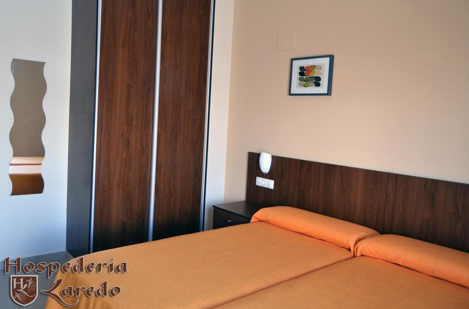 Hospederia Laredo Hotell La Carlota Eksteriør bilde